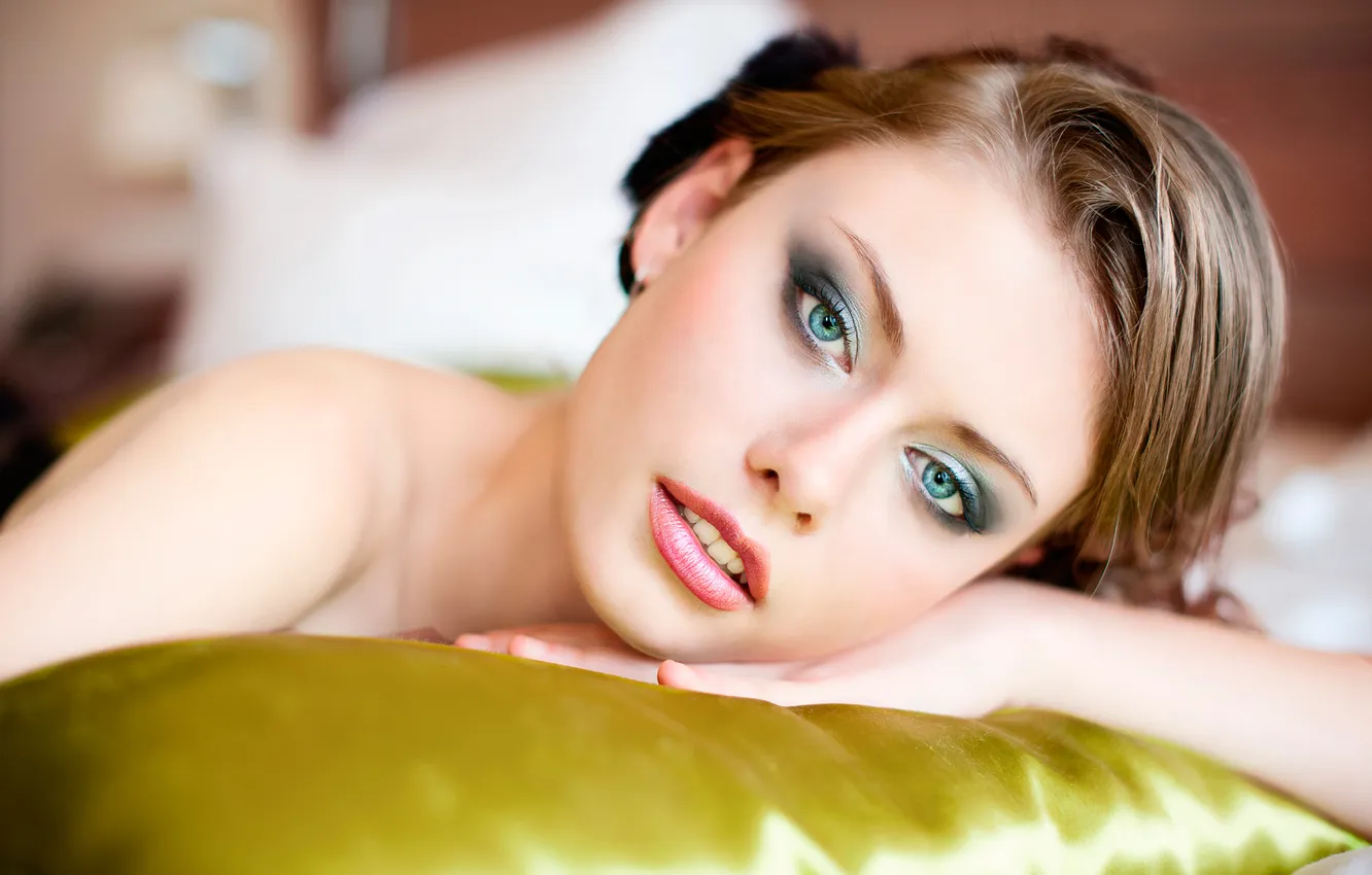 Photo wallpaper look, makeup, sponge, teeth, Alek, Lods Franck