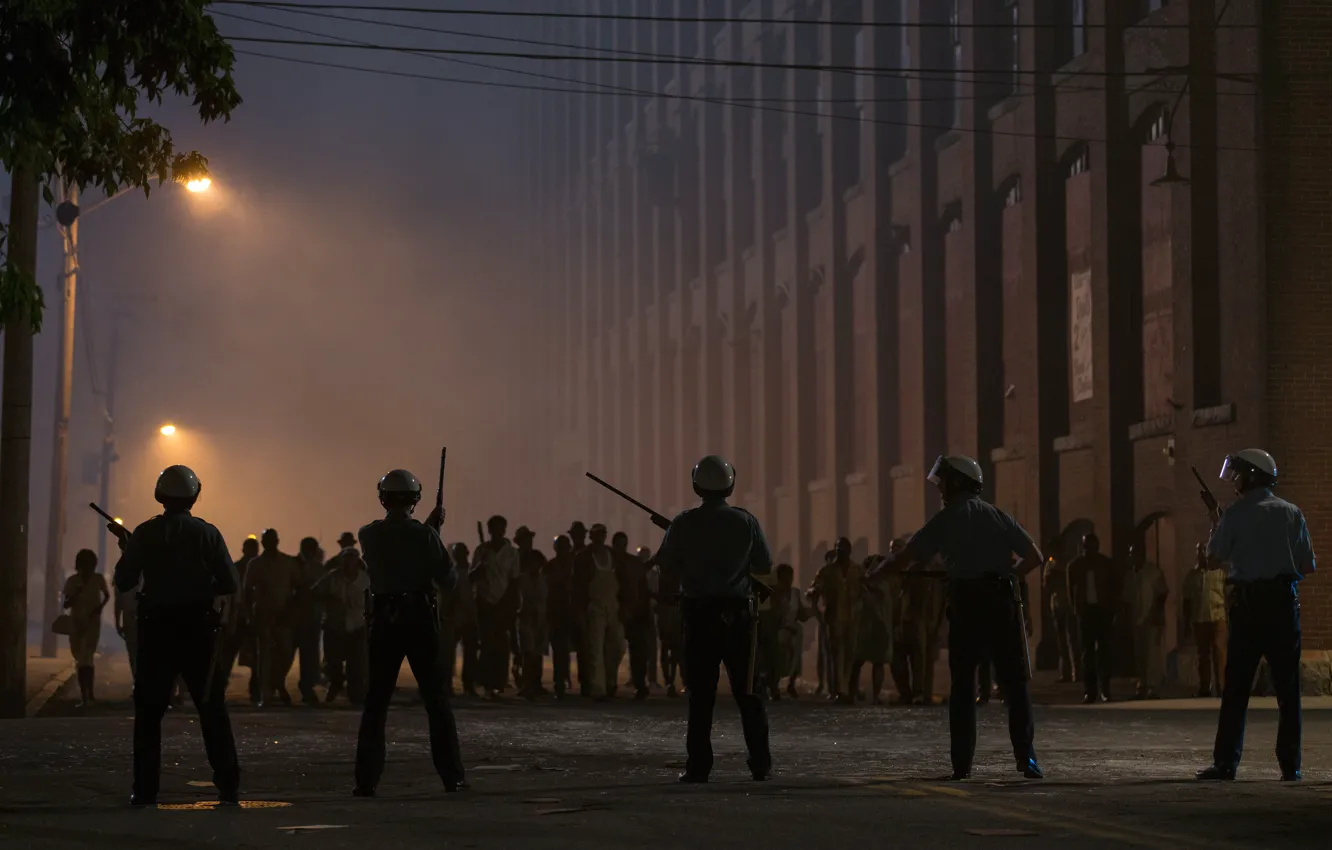 Photo wallpaper cinema, gun, weapon, police, movie, Detroit, shotgun, film