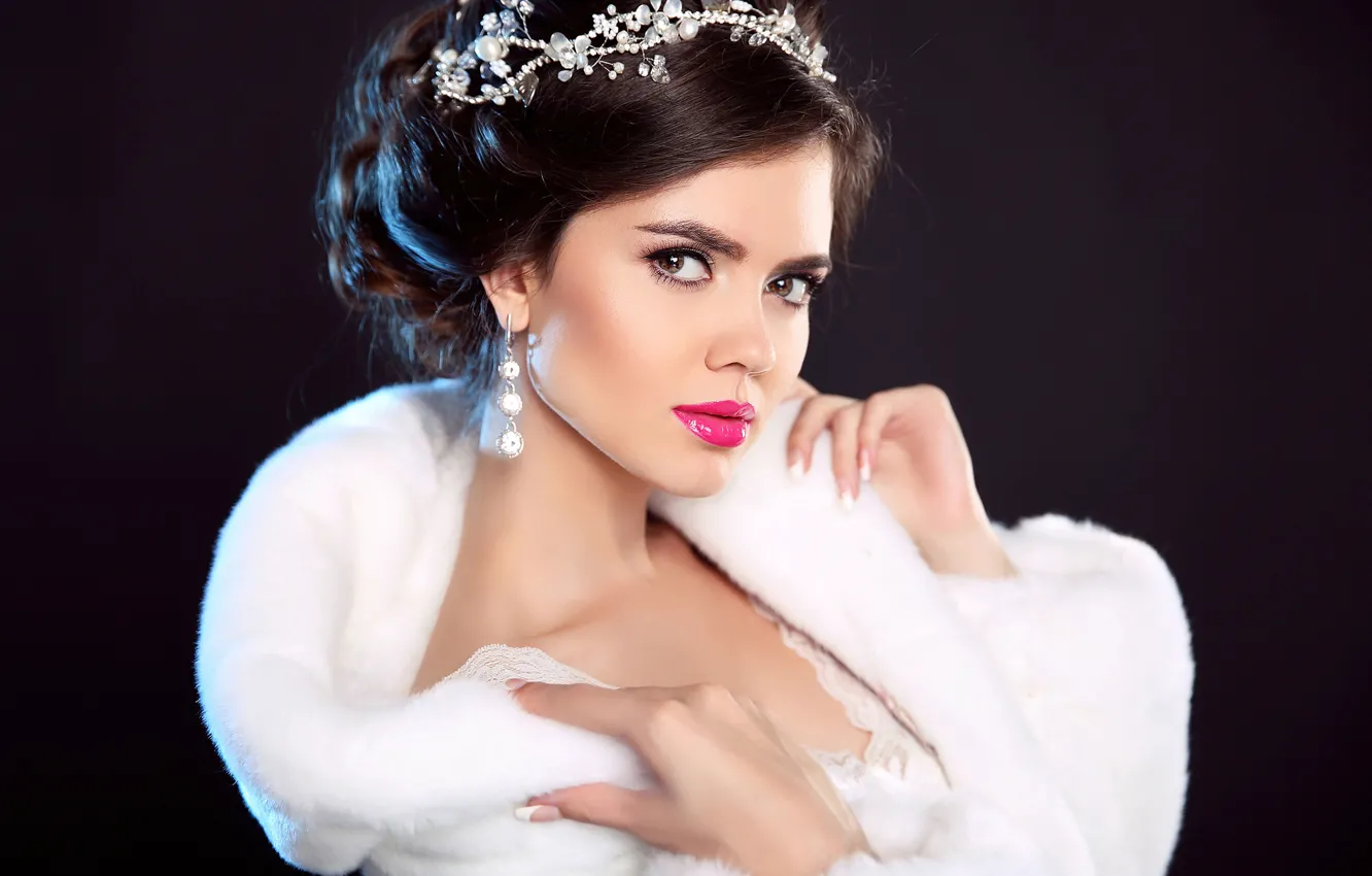 Photo wallpaper look, portrait, makeup, brunette, hairstyle, beautiful, black background, in white