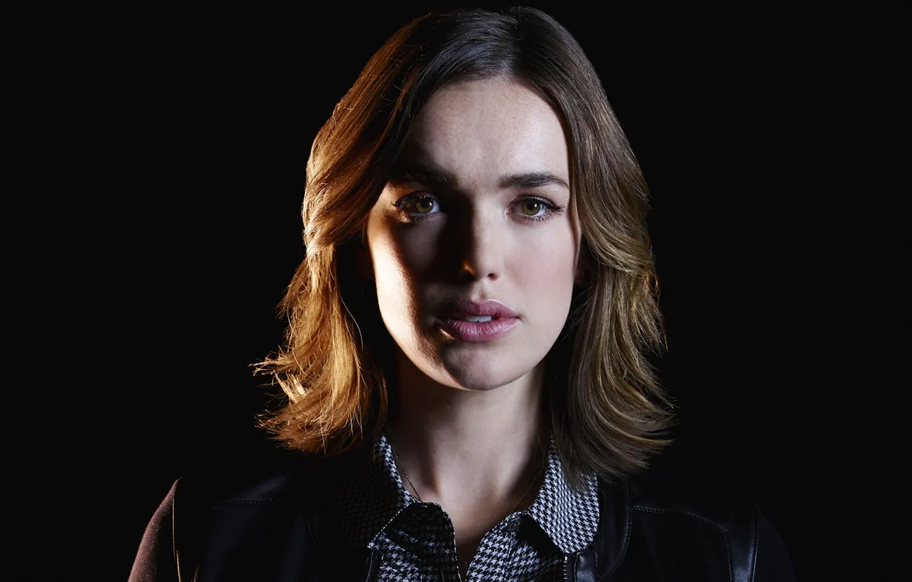 Photo wallpaper Agents of S.H.I.E.L.D., Agents of Shield, Elizabeth Henstridge, The Agents Of "Shield", Elizabeth Henstridge, Agent …