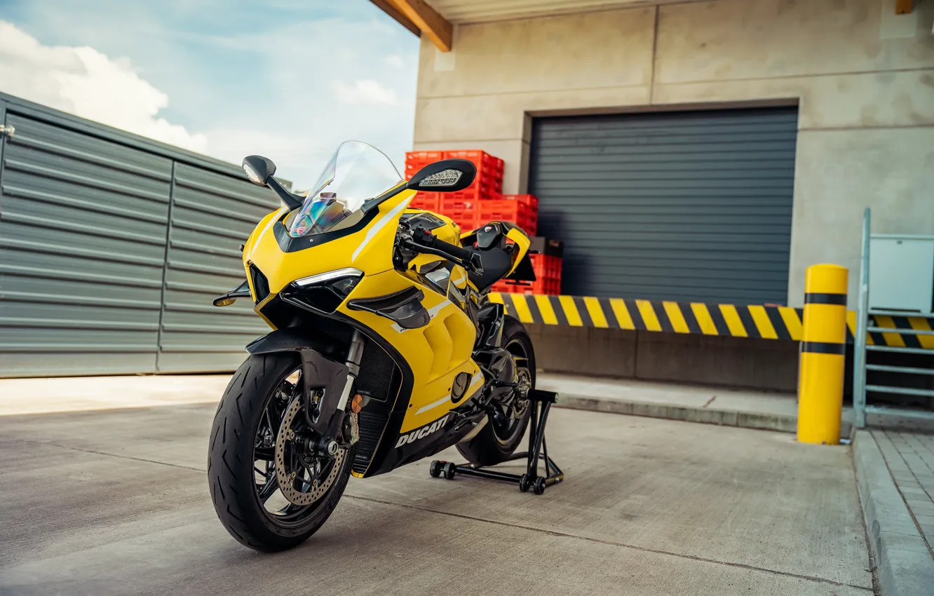 Photo wallpaper Superleggera, Ducati, Yellow, Panigale V4
