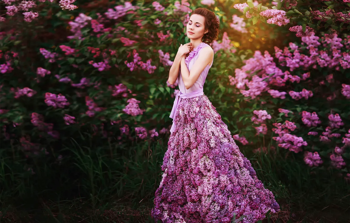 Photo wallpaper girl, flowers, dress, lilac, Lilac dreams
