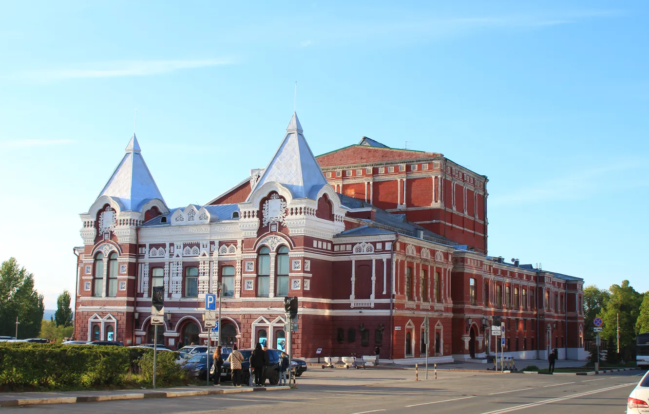 Photo wallpaper the sky, the city, street, building, home, spring, Russia, architecture