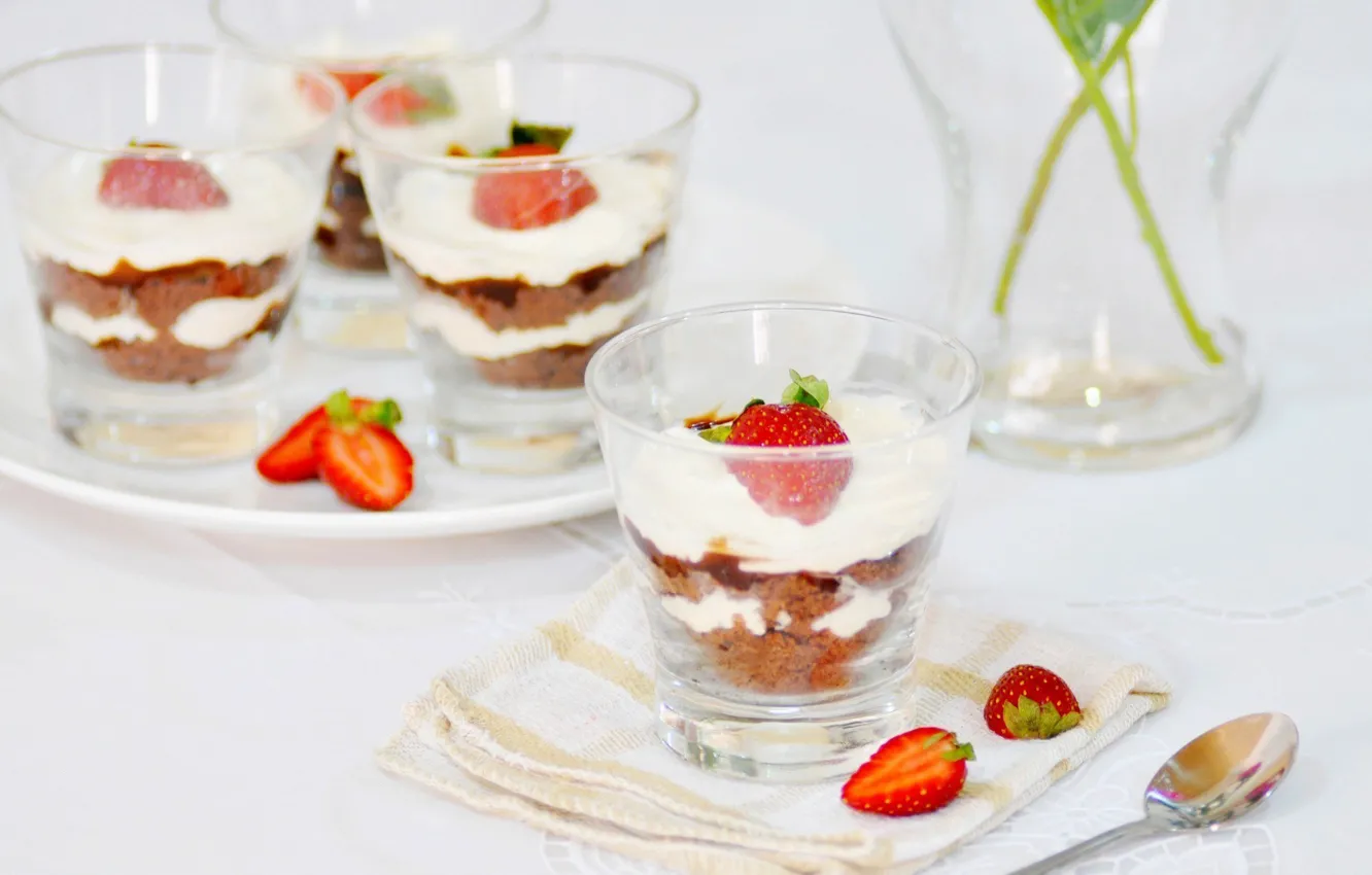 Photo wallpaper strawberry, cream, dessert, sweet