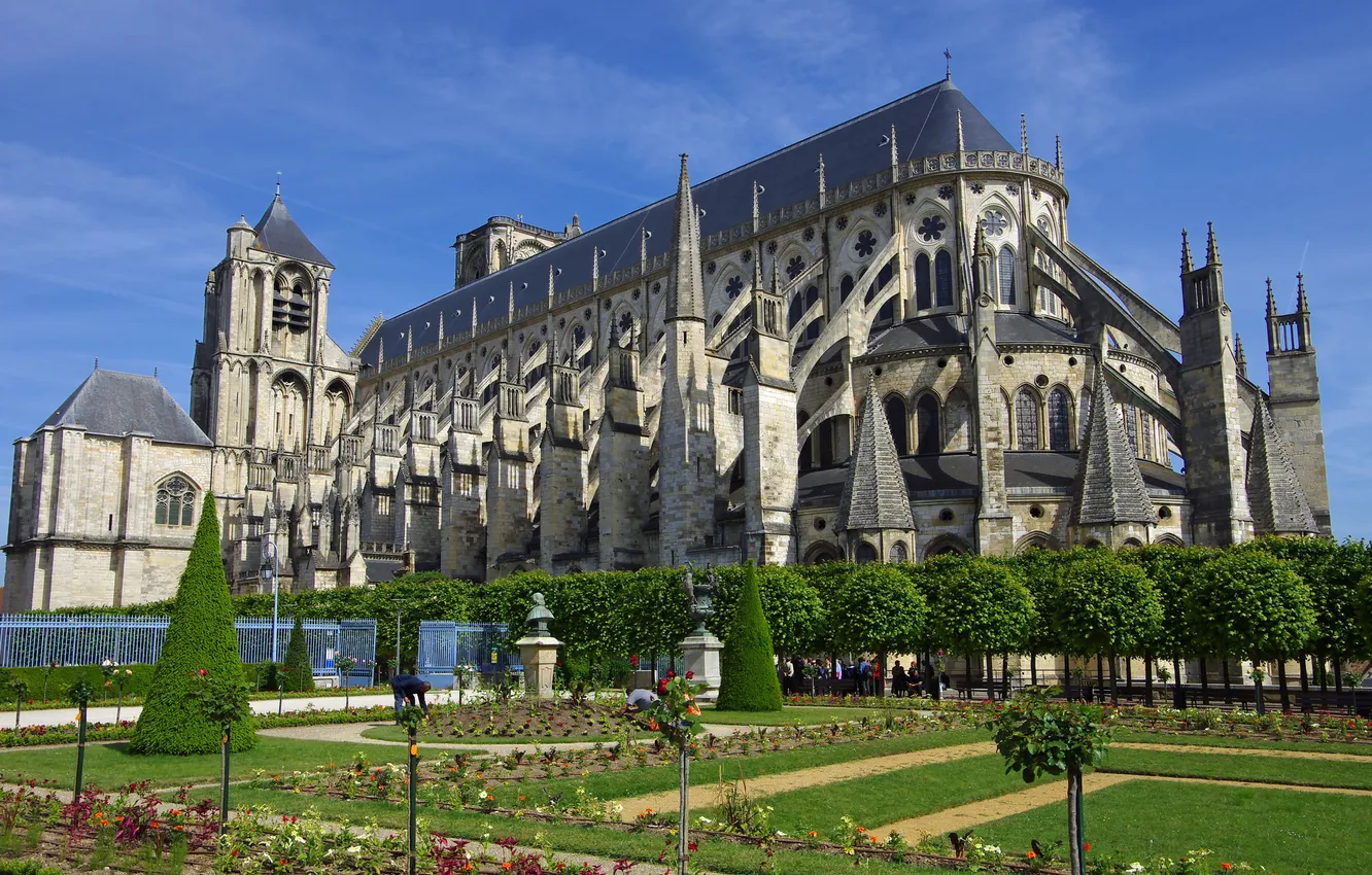 Photo wallpaper the sky, trees, landscape, Park, France, Cher, Bourges, Cathedral Saint-étienne