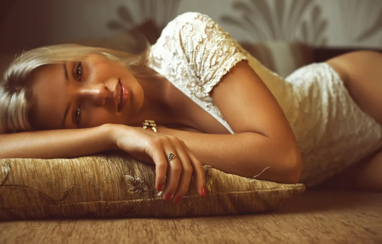 Photo wallpaper girl, beautiful, model, ring, sweet, look, long-haired, bracelet