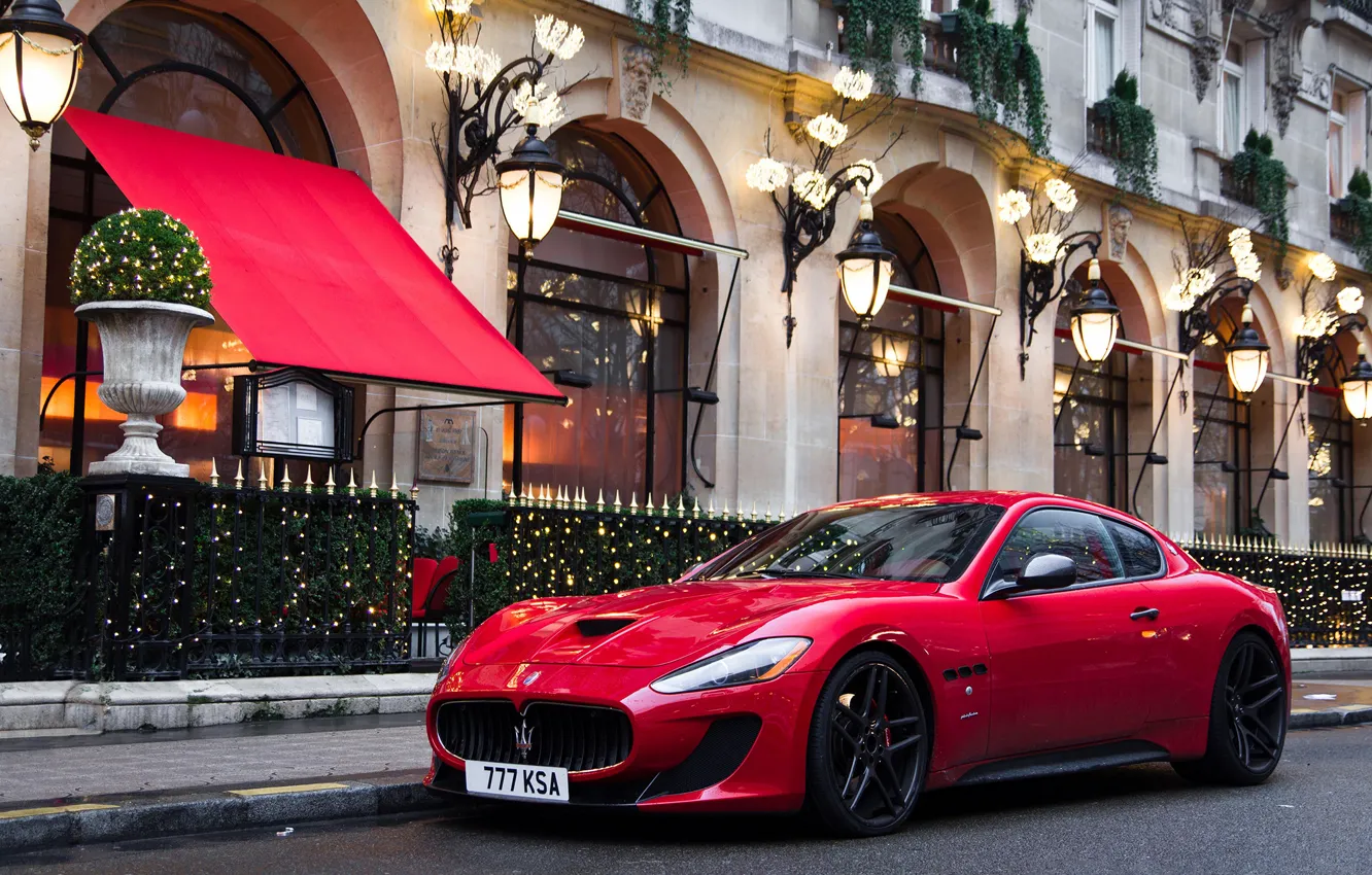 Photo wallpaper red, street, the building, red, Maserati, street, building, Maserati GranTurismo