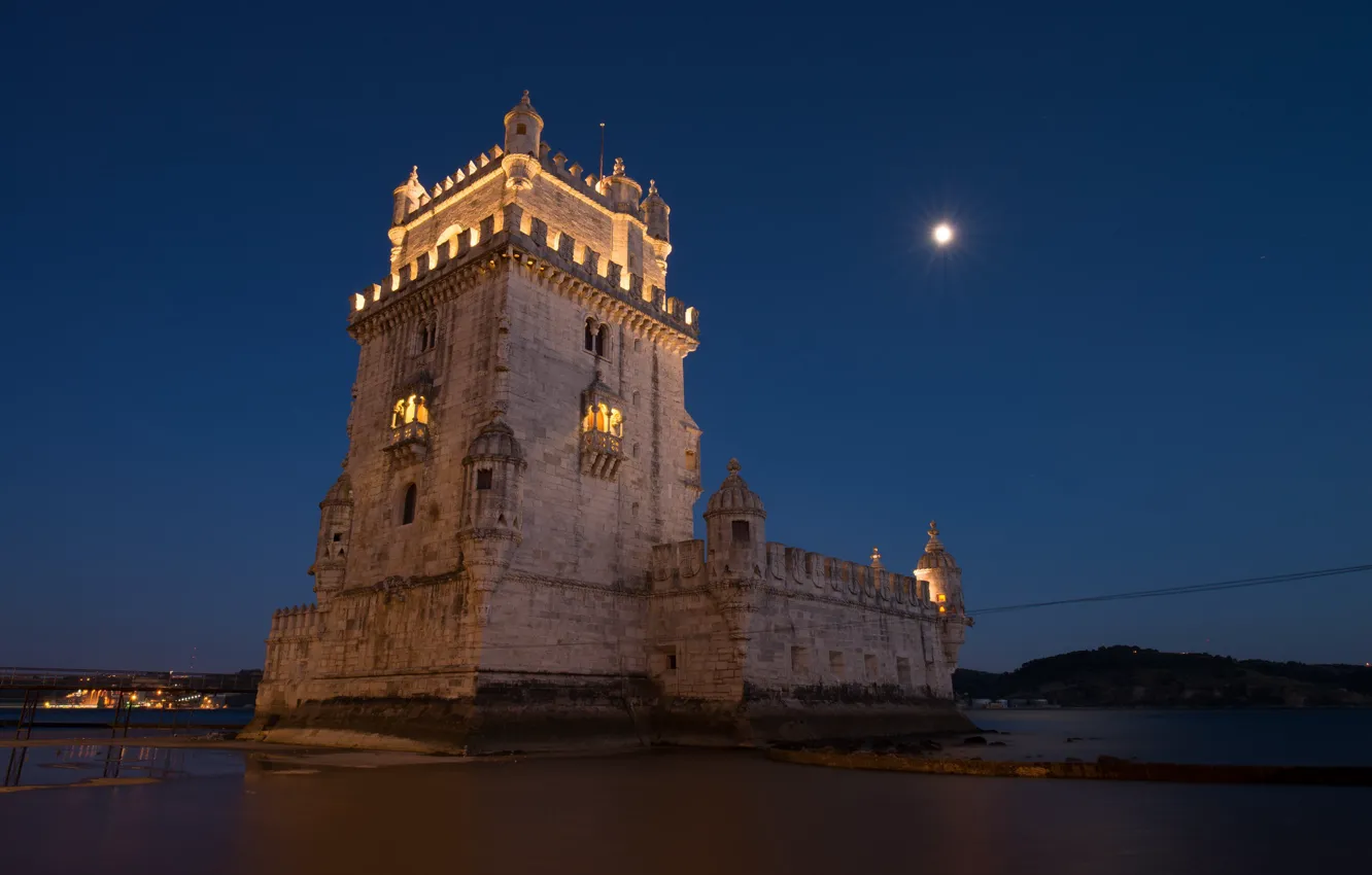 Photo wallpaper night, the moon, structure, Leonardo Rodriguez