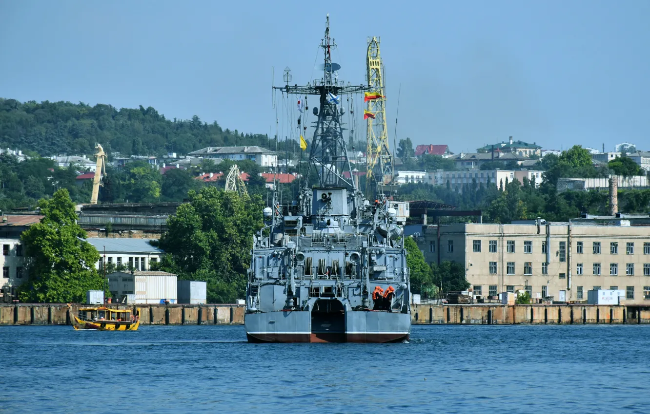 Photo wallpaper sea, feed, Sevastopol, minesweeper, Zheleznyakov