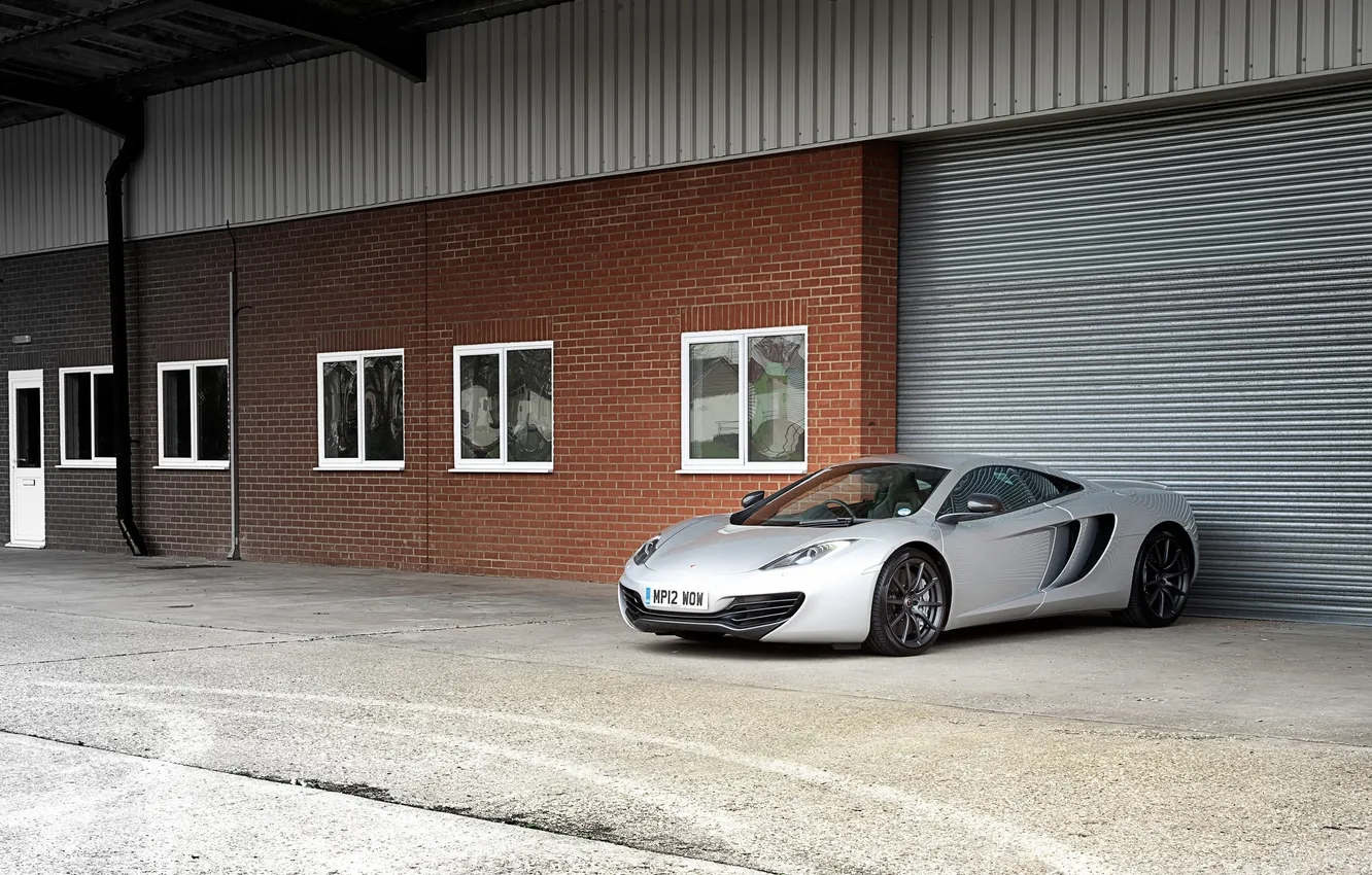 Photo wallpaper building, McLaren, silver, window, MP4-12C, McLaren, silvery, blinds