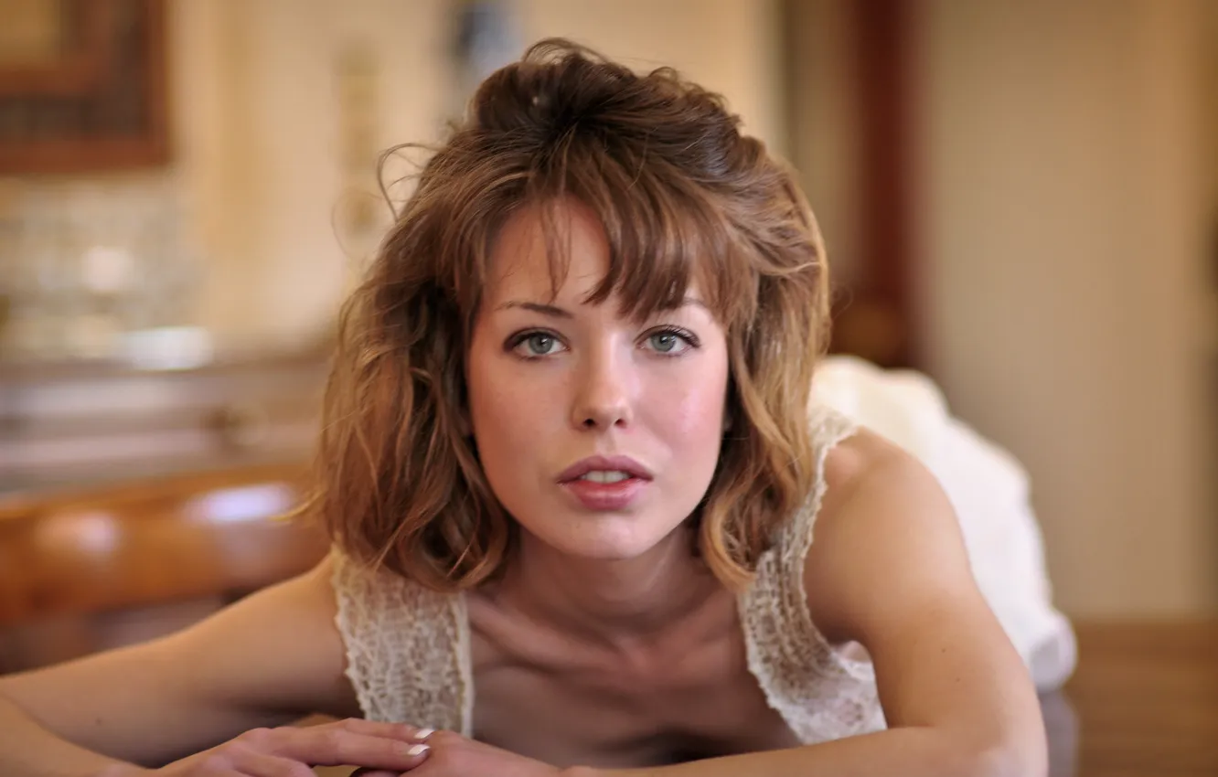 Photo wallpaper girl, beautiful, face, sweet, look, Emily Windsor