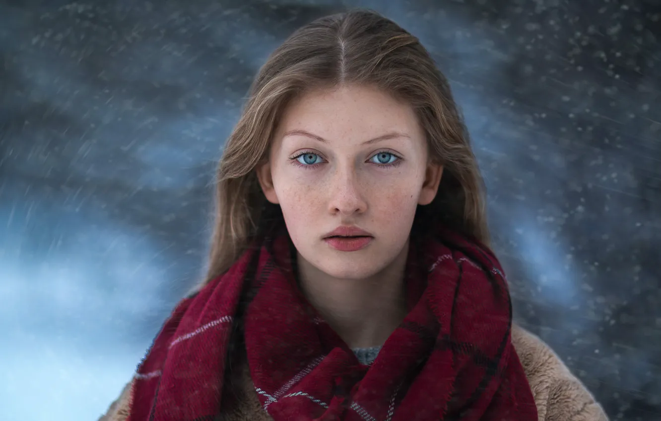 Photo wallpaper freckles, sponge, Magda, Kuba Brencz, Magda Kowalińska