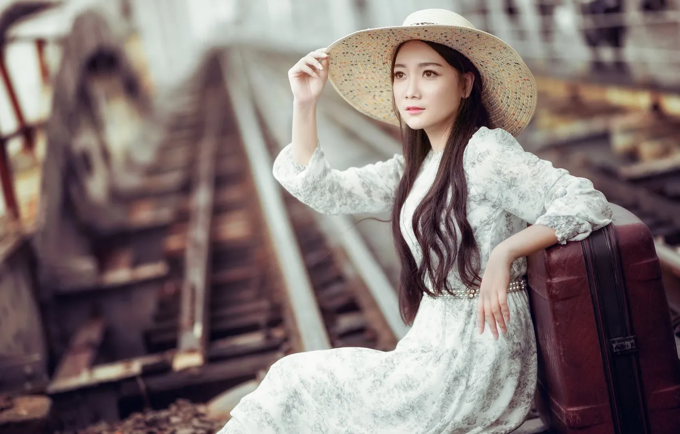 Photo wallpaper girl, suitcase, Asian