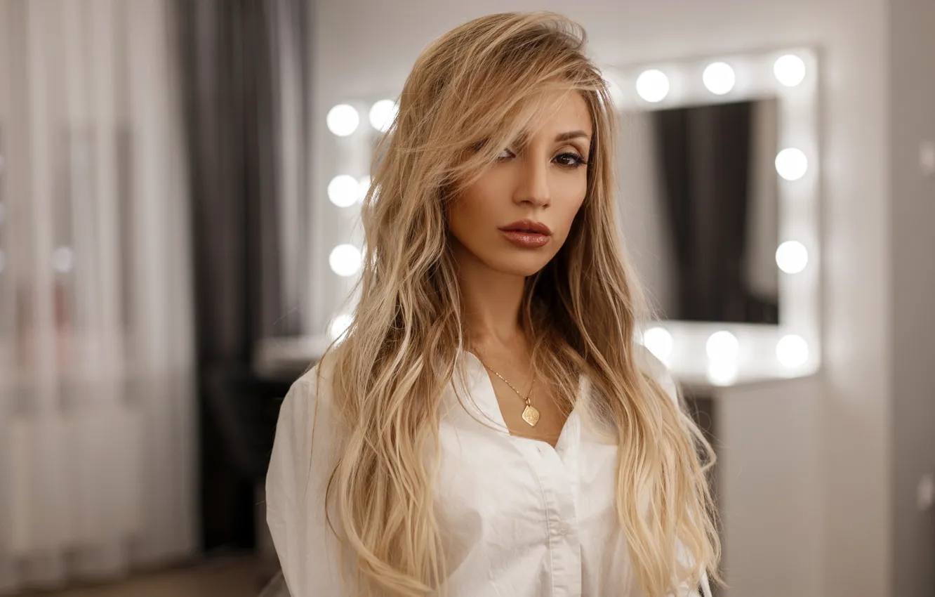 Photo wallpaper look, background, room, model, portrait, makeup, mirror, hairstyle