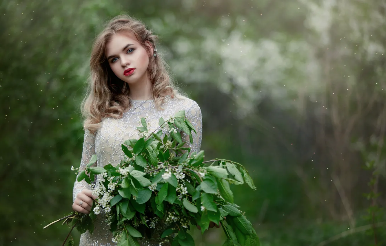 Photo wallpaper look, girl, branches, nature, makeup, curls, Rus, cherry