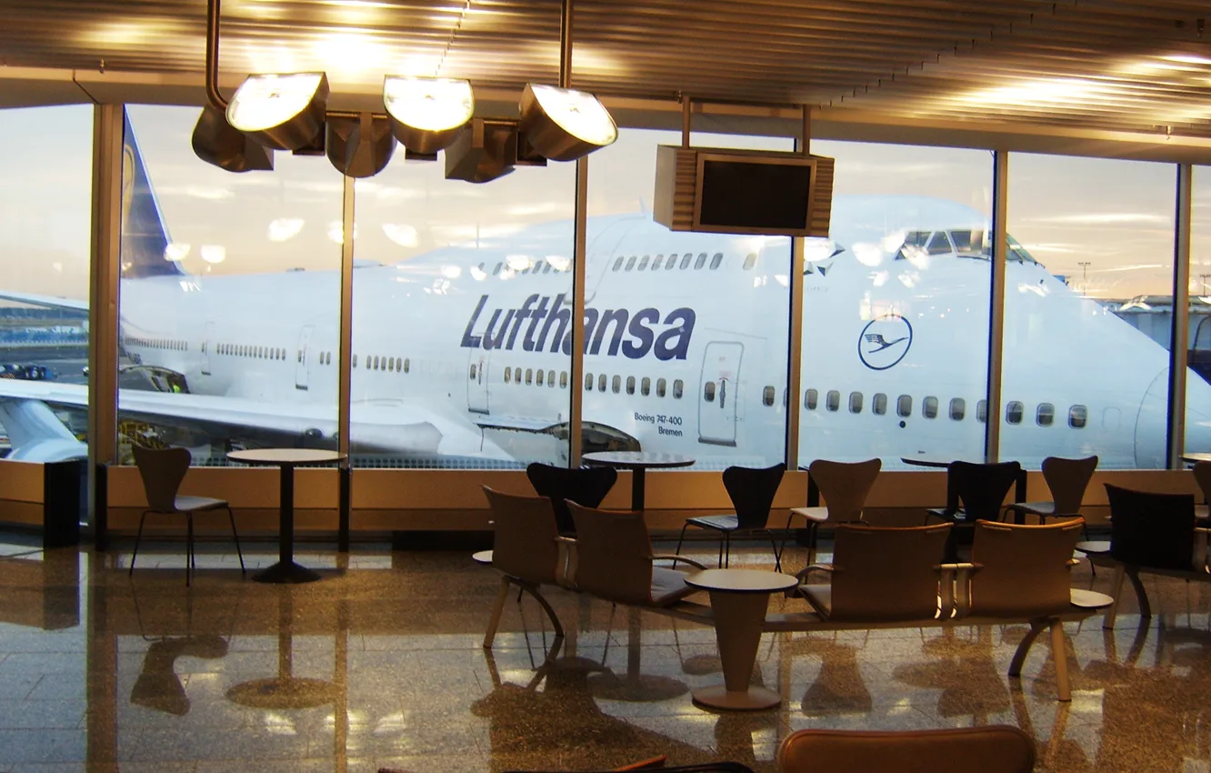Photo wallpaper Lufthansa, Airport, Aviatoin, Boing 747, B747, Terminal