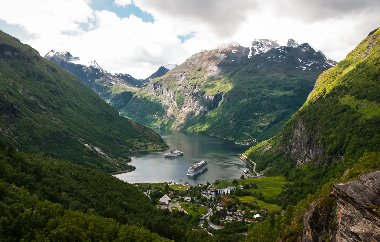 Photo wallpaper Norway, town, cruise, Fjords