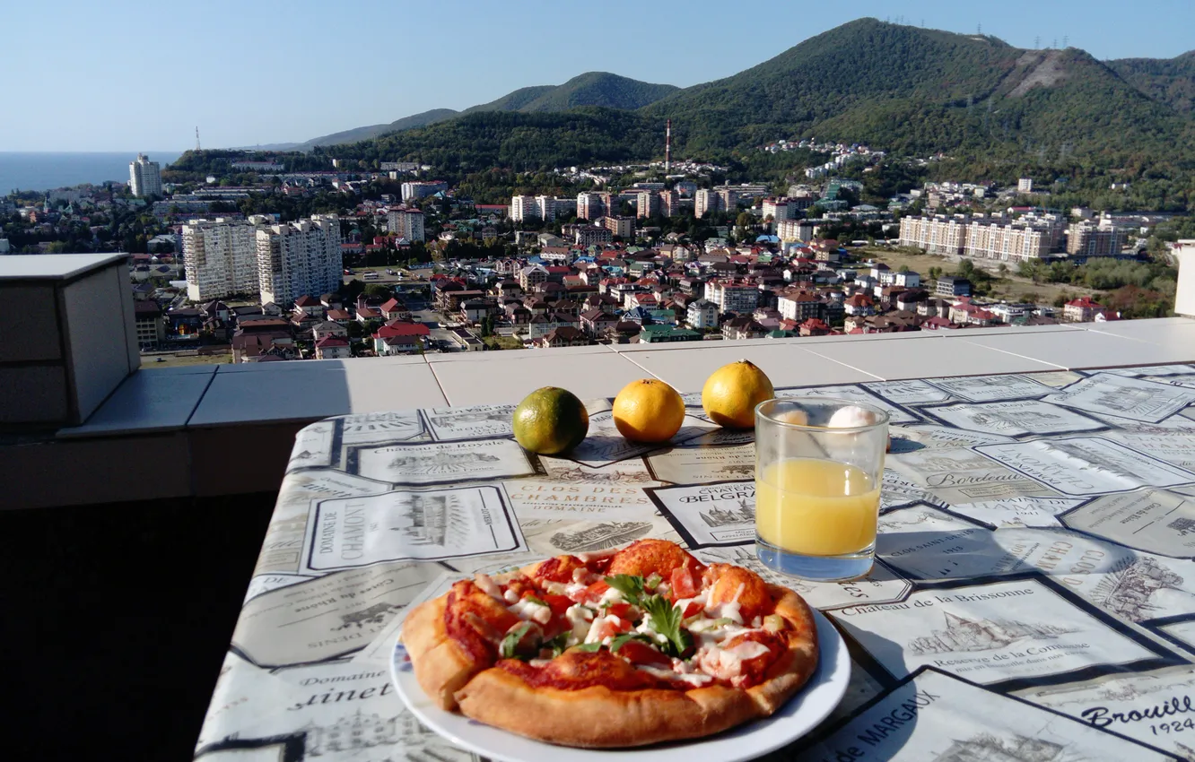 Photo wallpaper the sun, mountains, the city, stay, lemon, juice, the air, pizza