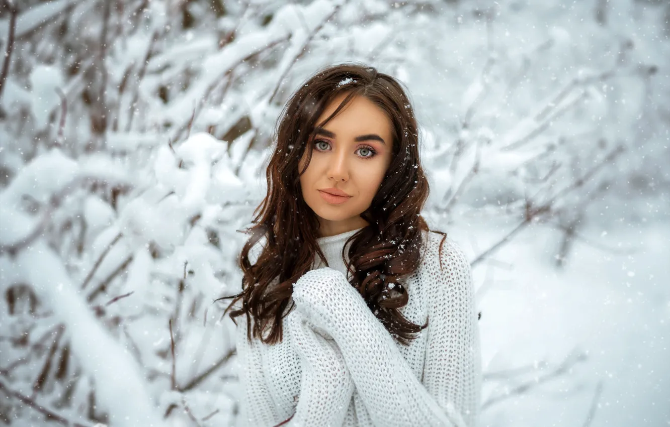 Photo wallpaper winter, look, snow, trees, snowflakes, nature, pose, model