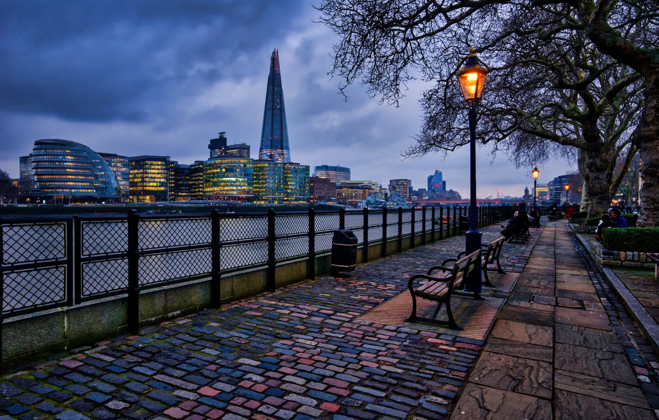 Photo wallpaper the sky, clouds, trees, bench, lights, river, England, London