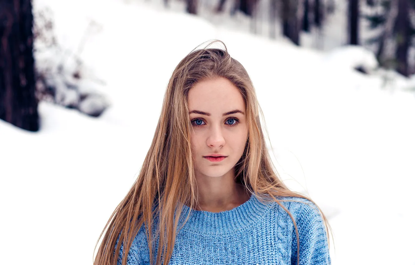 Photo wallpaper girl, long hair, photo, blue eyes, winter, snow, model, lips