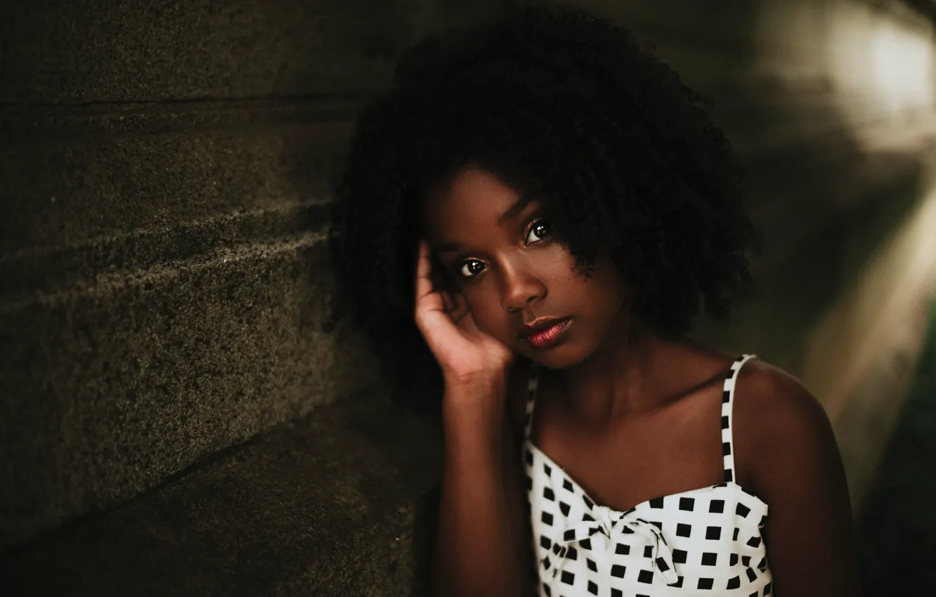 Photo wallpaper close-up, youth, Shine, hairstyle, girl, girl, close-up, brown eyes