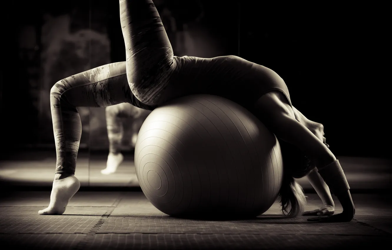 Photo wallpaper ball, training, pilates, elongation