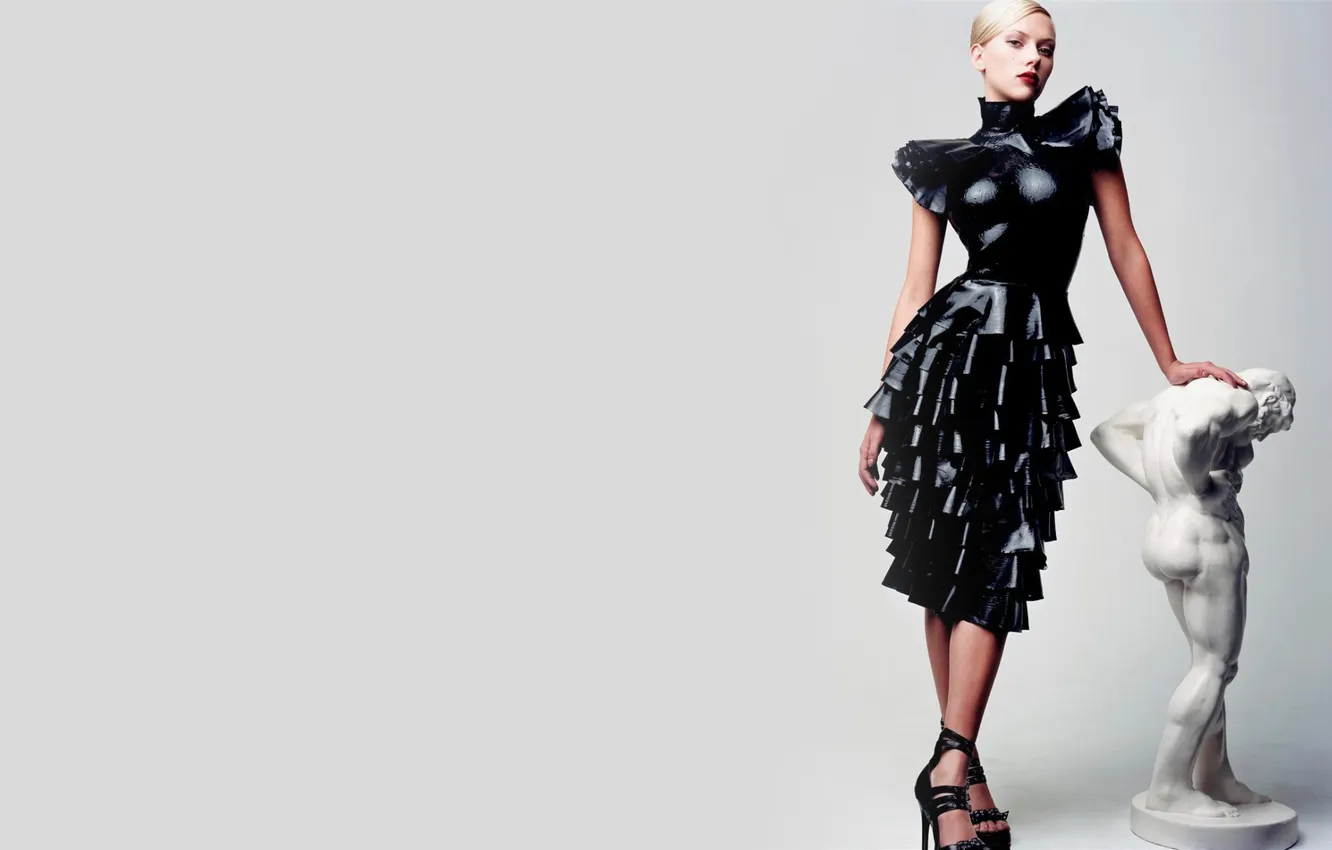 Photo wallpaper chest, look, girl, face, background, dress, actress, Scarlett Johansson