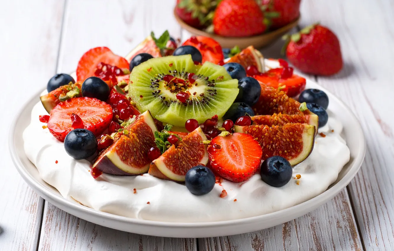 Photo wallpaper berries, kiwi, blueberries, strawberry, plate, cake, bowl, fruit