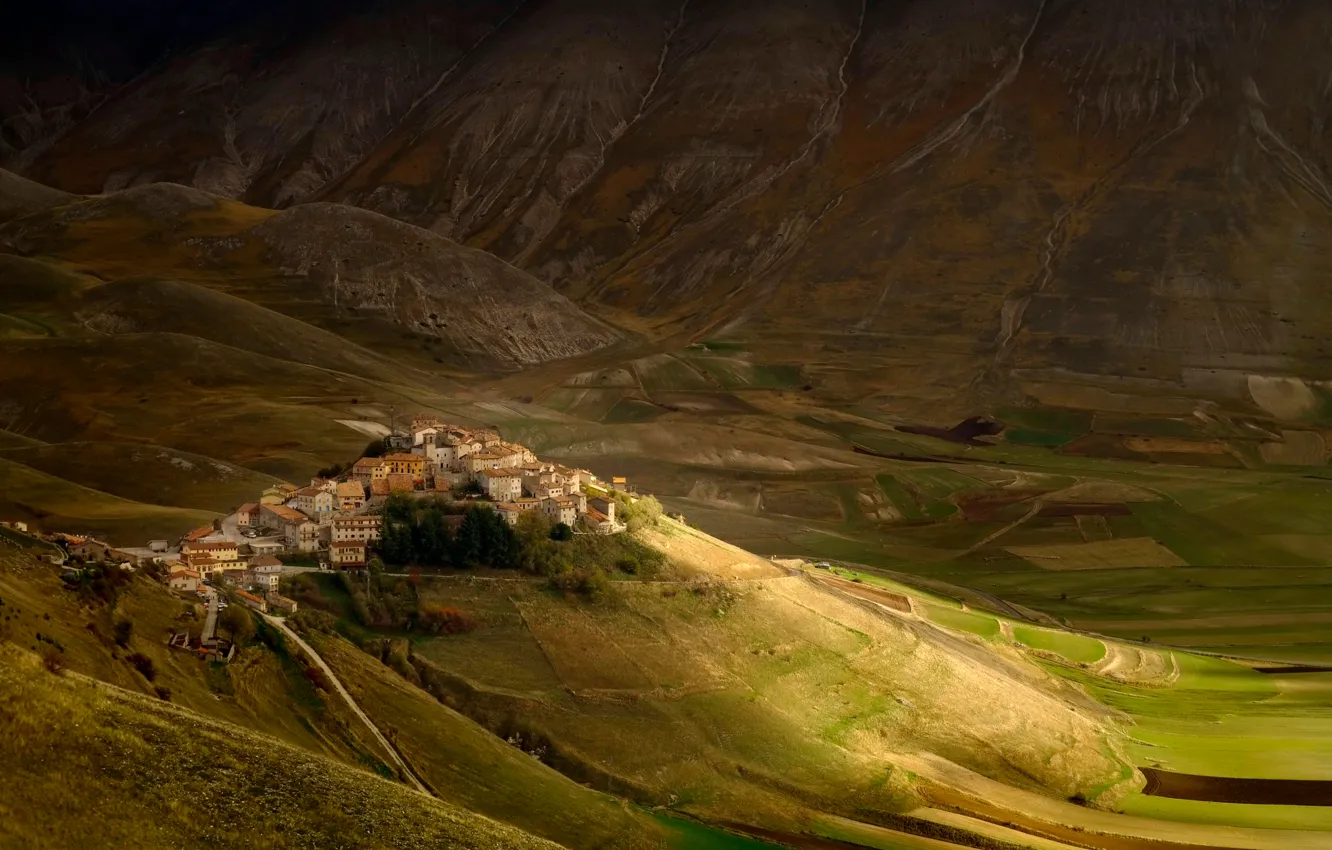 Photo wallpaper view, Italy, Umbria