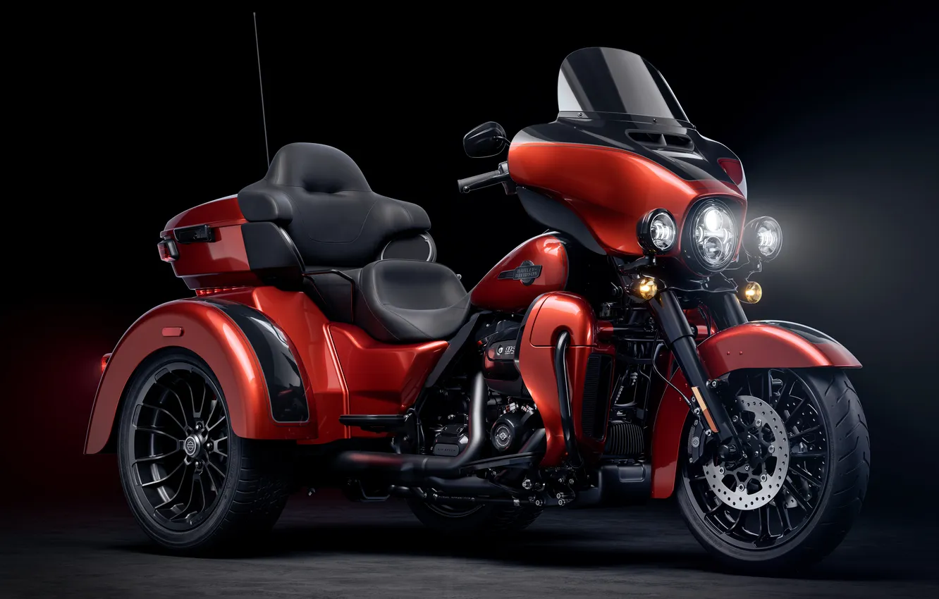 Photo wallpaper ultra, Harley-Davidson, bikes, dark background, 2025, Tri Glide
