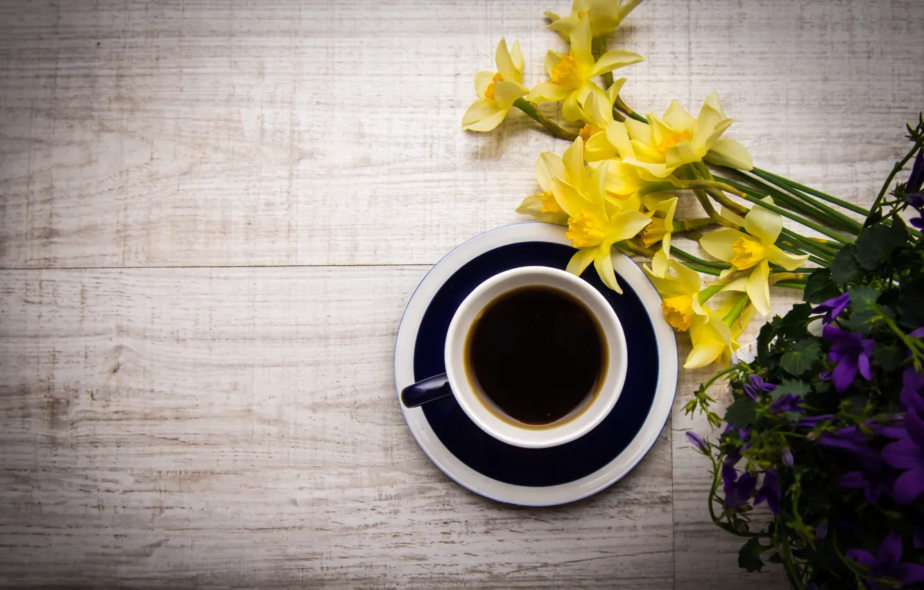 Photo wallpaper flowers, coffee, drink, flowers, daffodils, coffee