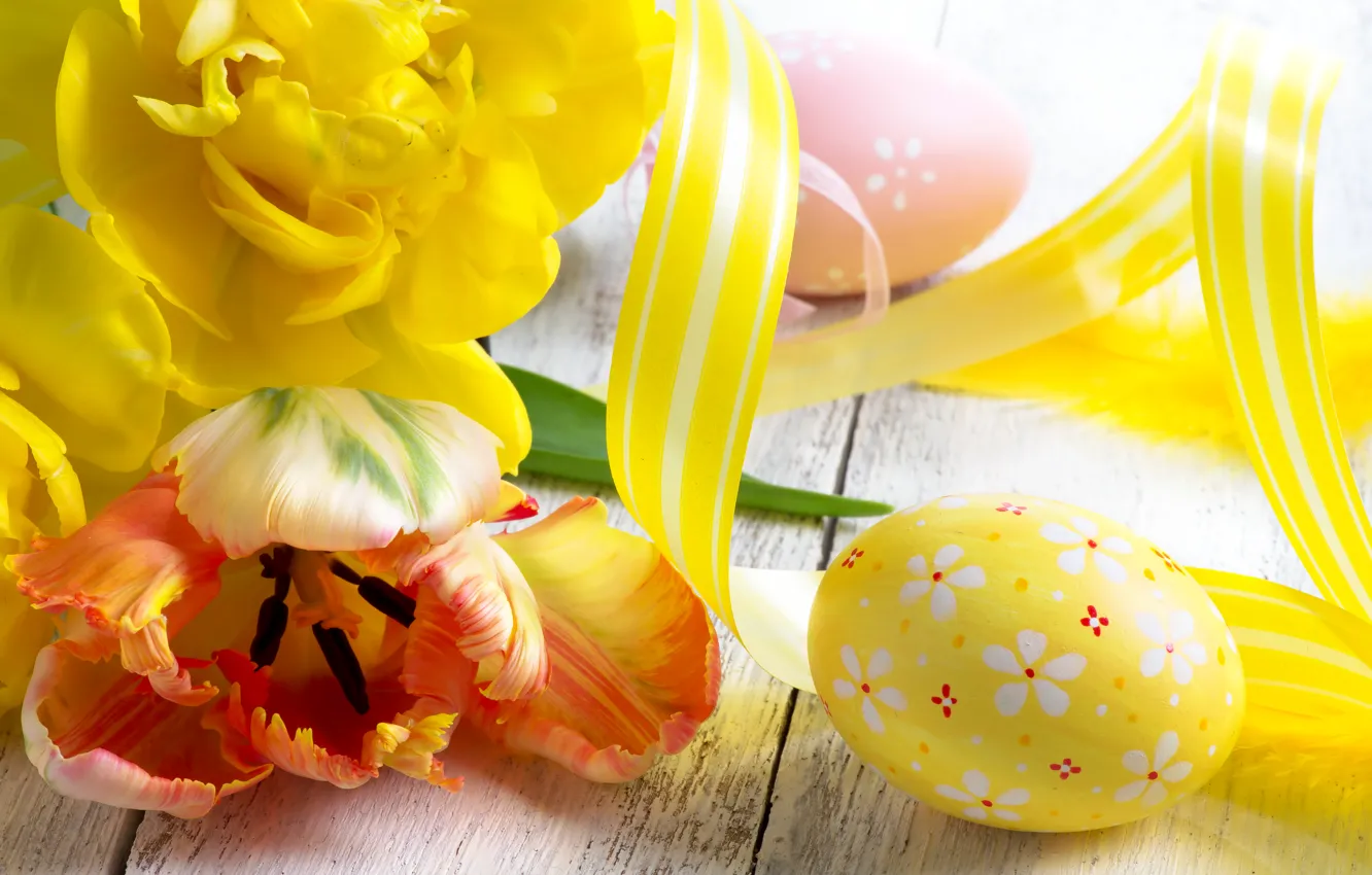 Photo wallpaper photo, Flowers, Yellow, Tulips, Easter, Eggs, Holidays