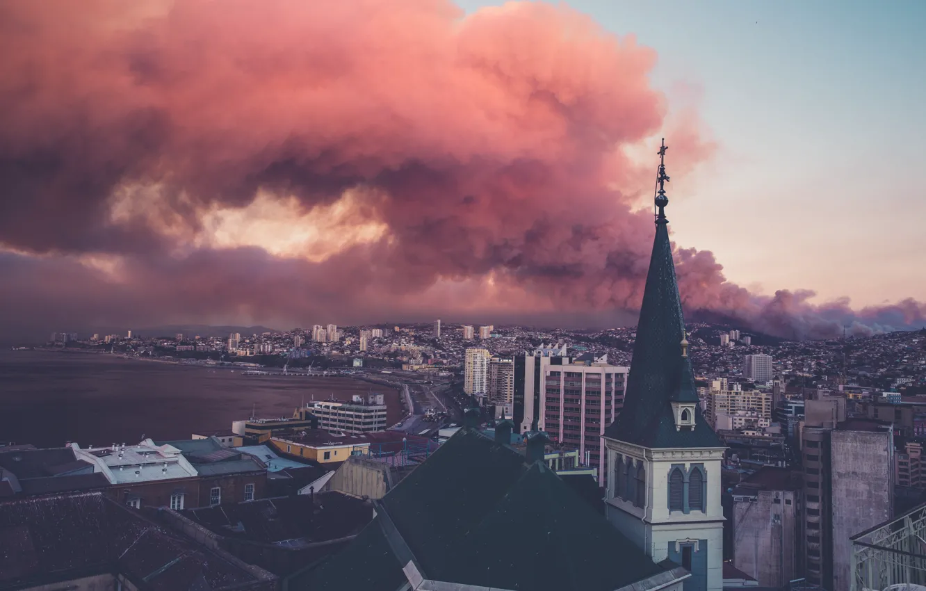 Photo wallpaper sky, smoke, clouds, houses, buildings, Chile, South America, burning