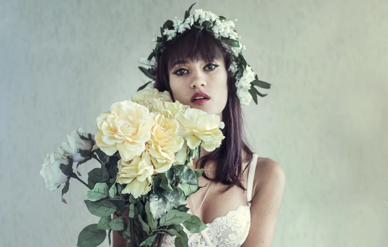 Photo wallpaper girl, portrait, roses