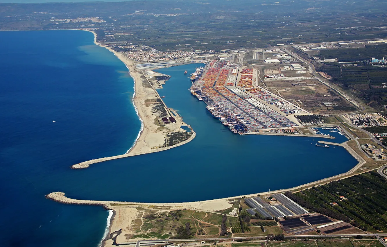 Photo wallpaper sea, Italy, port, bay, container, mediterranean, Calabria, Gioia Tauro