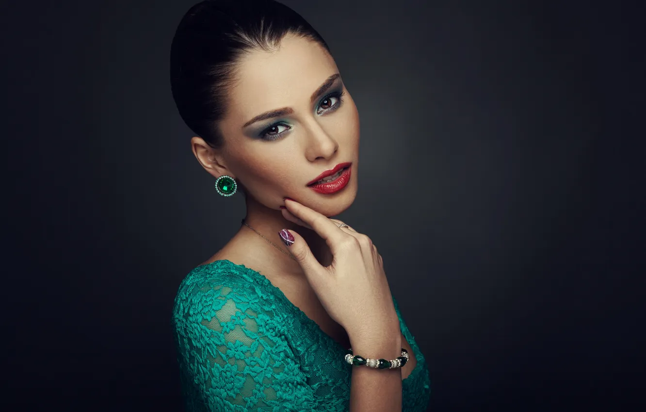 Photo wallpaper look, model, earrings, makeup, bracelet, beautiful