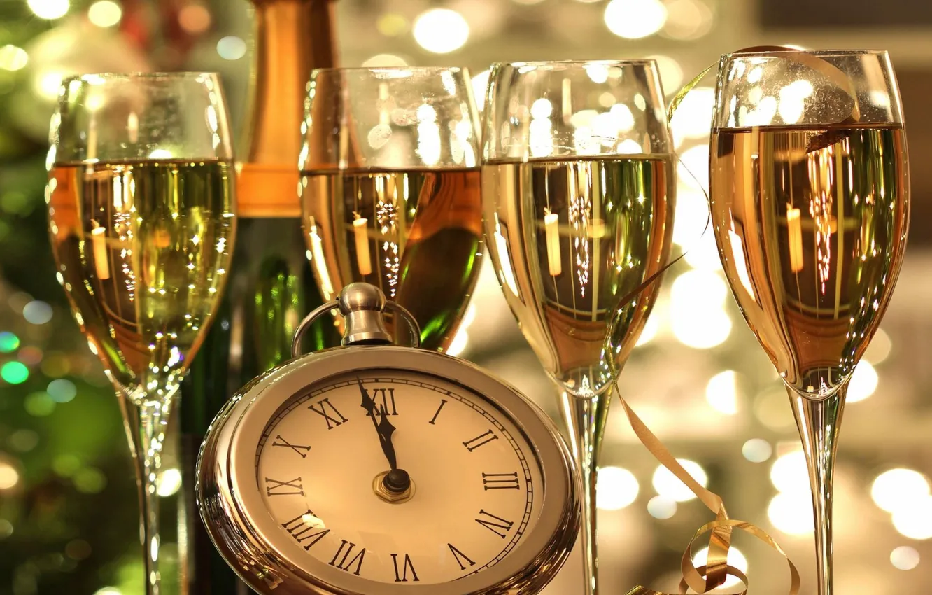 Photo wallpaper watch, glasses, champagne, midnight