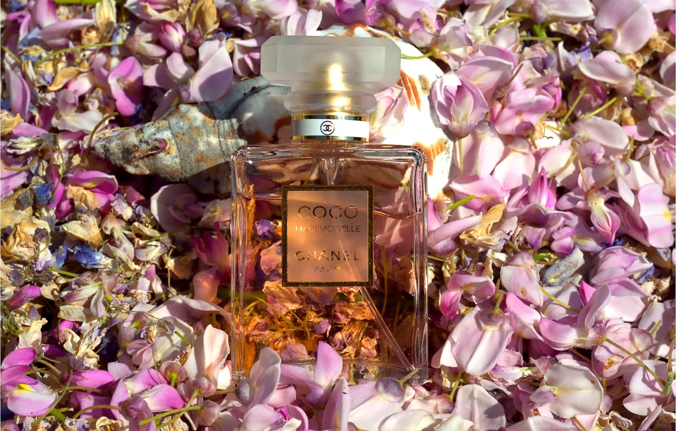 Photo wallpaper perfume, petals, perfume, Chanel