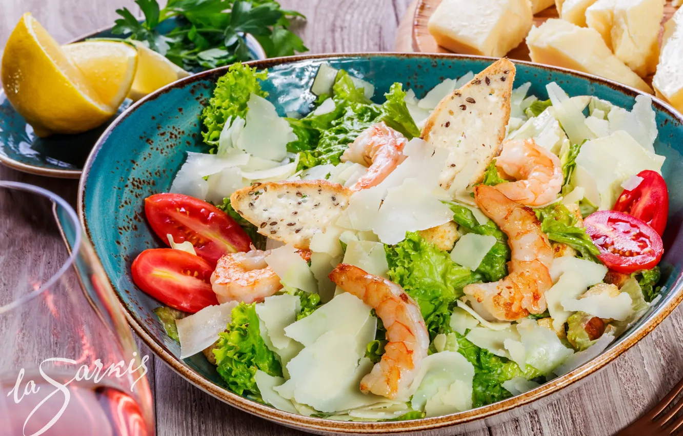 Photo wallpaper tomatoes, salad, shrimp