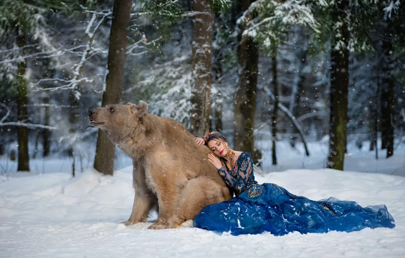 Photo wallpaper winter, forest, look, girl, snow, nature, pose, bear