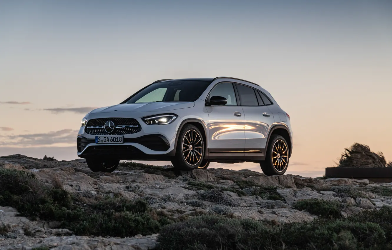 Photo wallpaper sunset, Mercedes-Benz, the evening, crossover, GLA, 4MATIC, GLA-Class, 2020