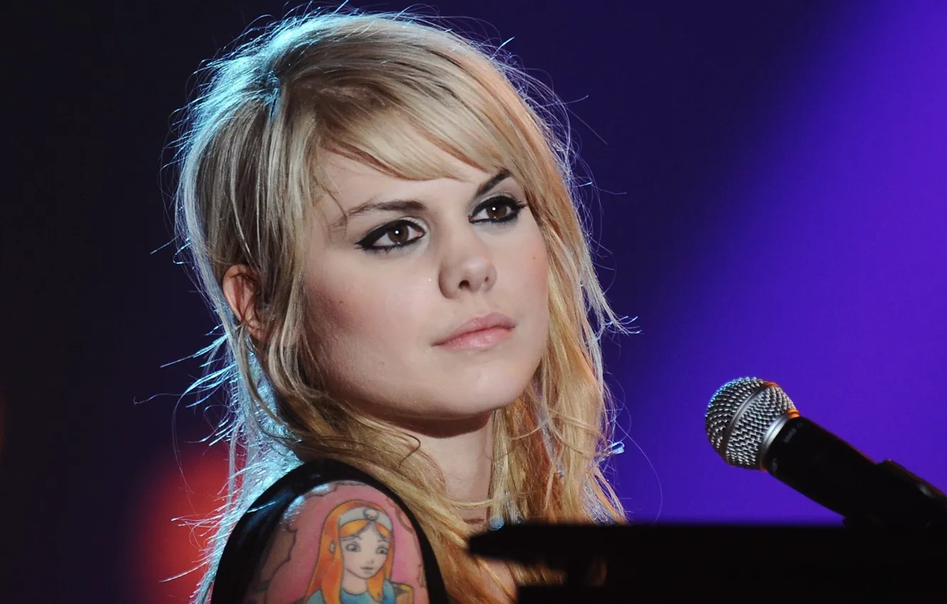 Photo wallpaper girl, face, singer, blonde, Beatrice Martin, Coeur de Pirate