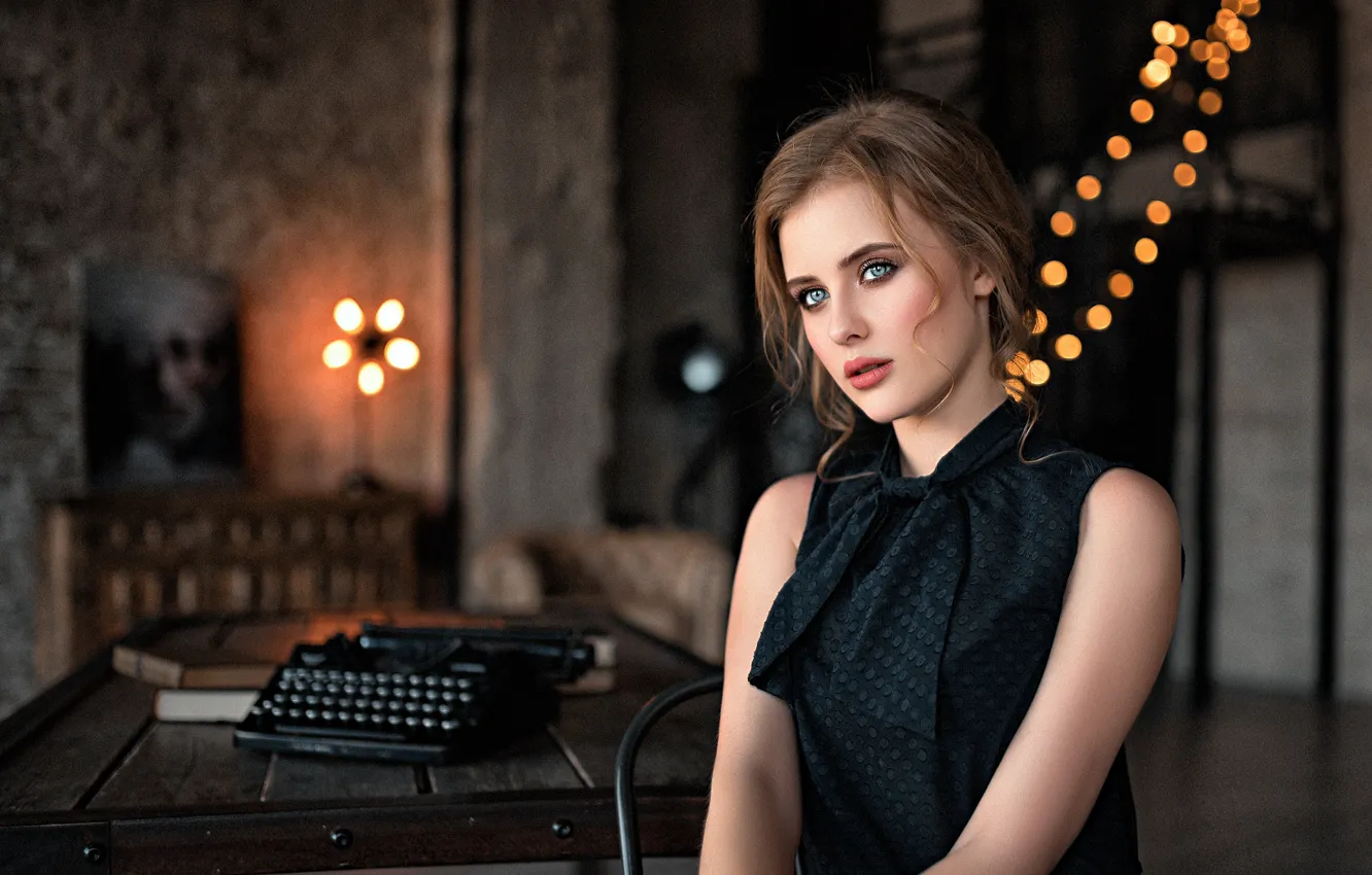 Photo wallpaper girl, long hair, dress, photo, blue eyes, model, beauty, chair