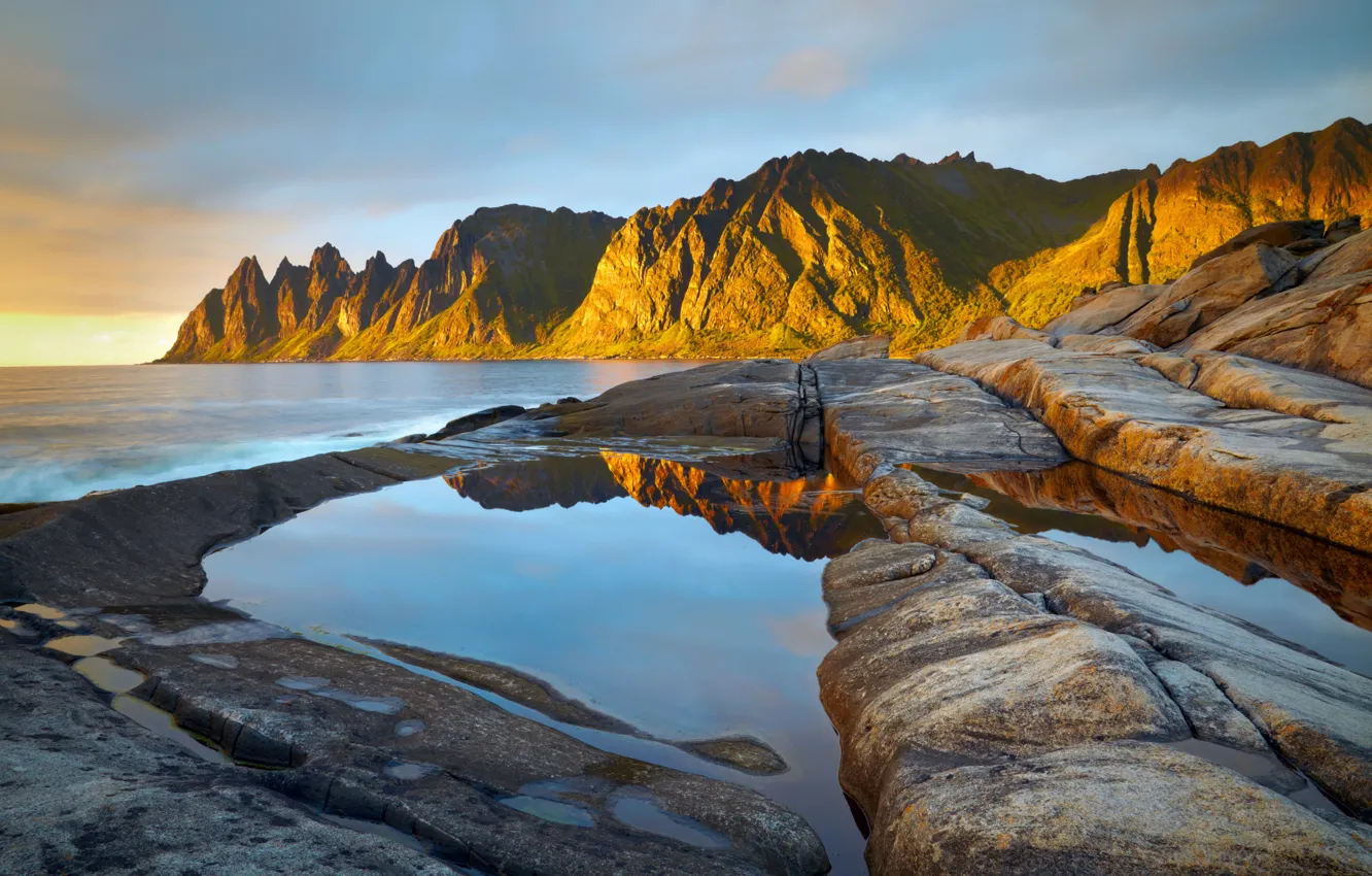 Photo wallpaper mountains, rocks, reflection, water mirror