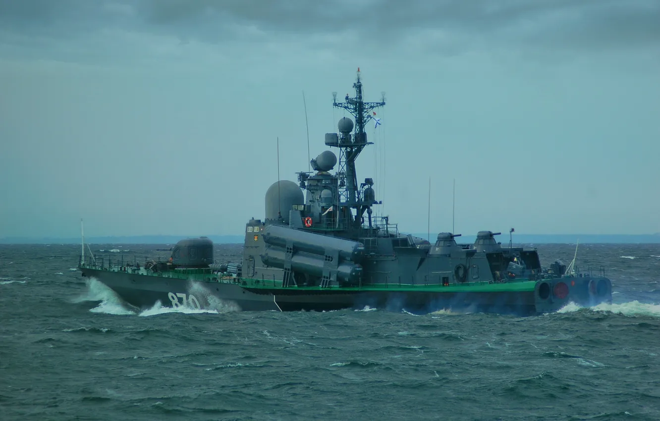 Photo wallpaper sea, rain, large, rocket, boat P-2