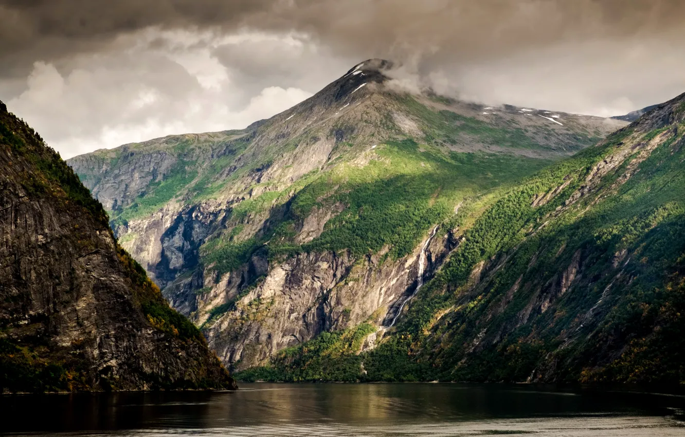 Photo wallpaper mountains, clouds, lake, rocks