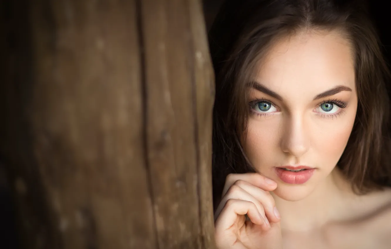 Photo wallpaper girl, green eyes, photo, photographer, model, lips, face, brunette