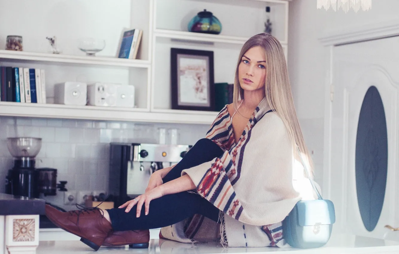 Photo wallpaper girl, model, interior, Norwegian, interesting