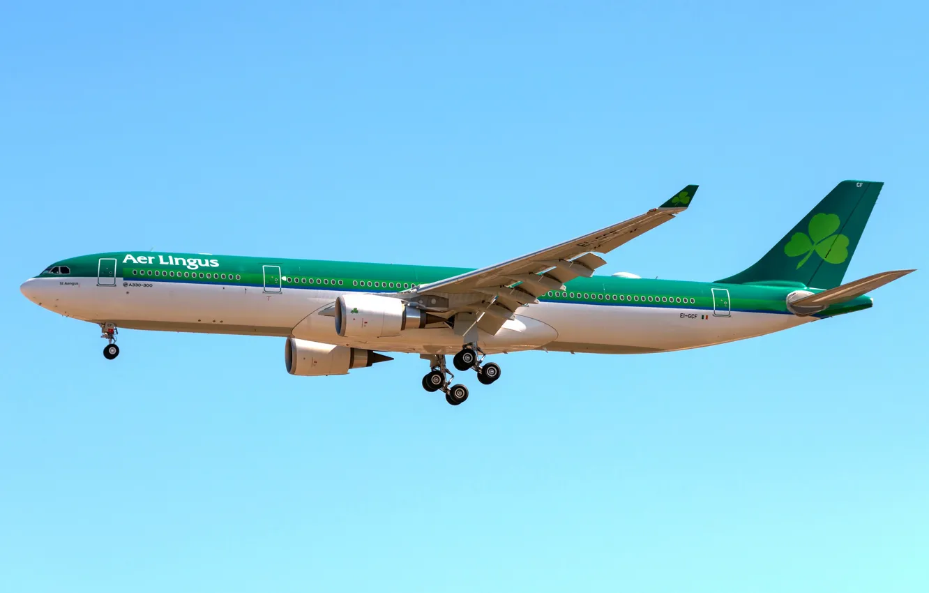 Photo wallpaper Boeing, Airbus, A330, Irish Aer Lingus